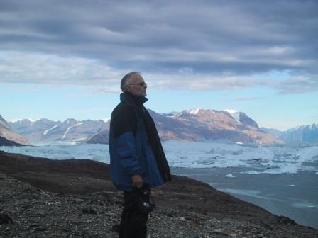 Udsigt med Karrat Isfjord i baggrunden