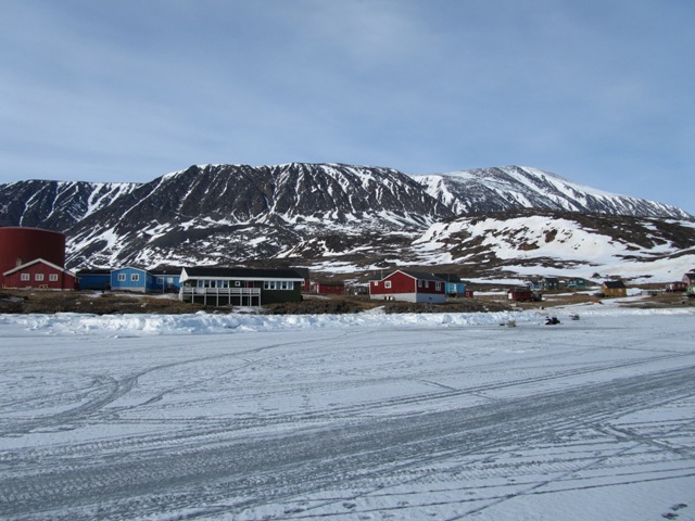Skolen set fra isen
