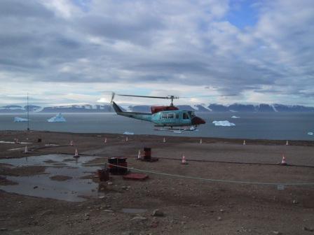 Helikopter ved den gamle heliport